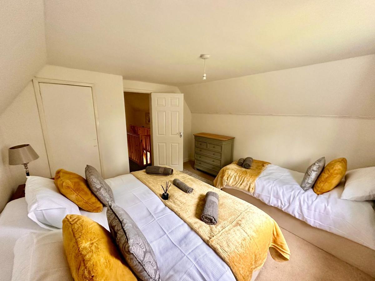Three Bedroom Rural, Relaxing And Peaceful,Dogs Welcome! With Cymru Holidays Abergavenny Εξωτερικό φωτογραφία
