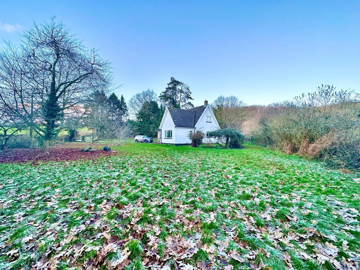 Three Bedroom Rural, Relaxing And Peaceful,Dogs Welcome! With Cymru Holidays Abergavenny Εξωτερικό φωτογραφία